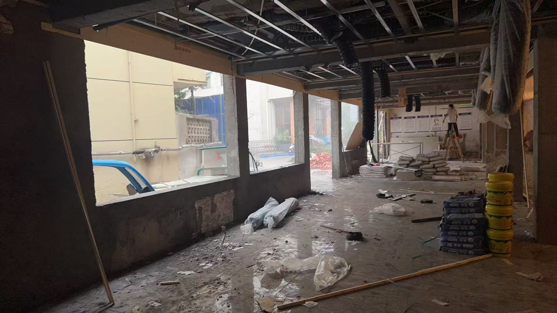 梅州市危房加固墙体改大梁 - 价格